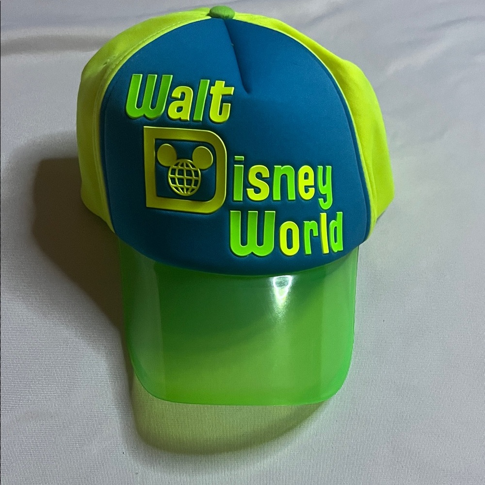 NWT Walt Disney World Hat